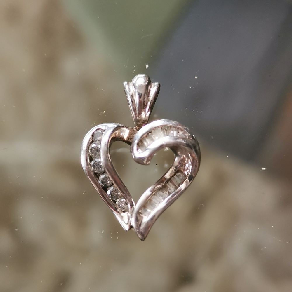 🤍 925 Heart Pendant